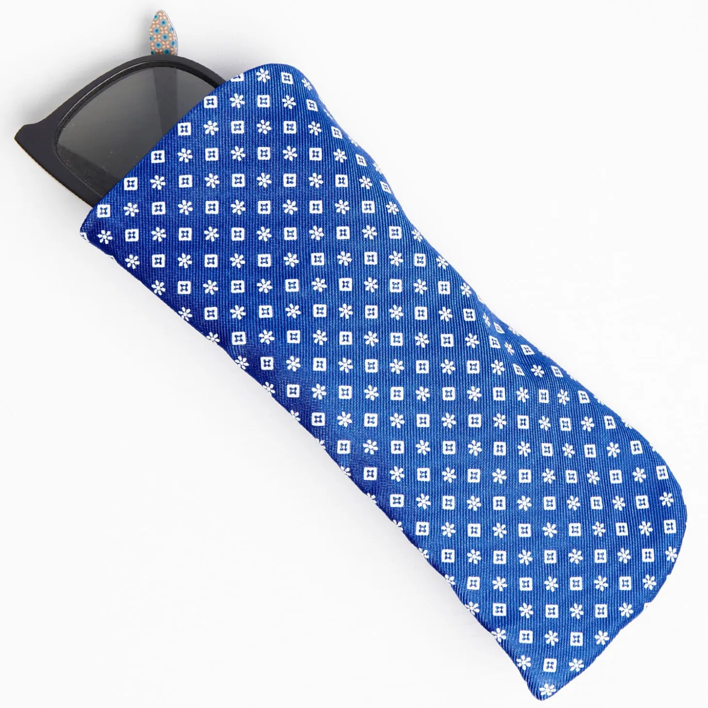 Bluette Silk Glasses Case