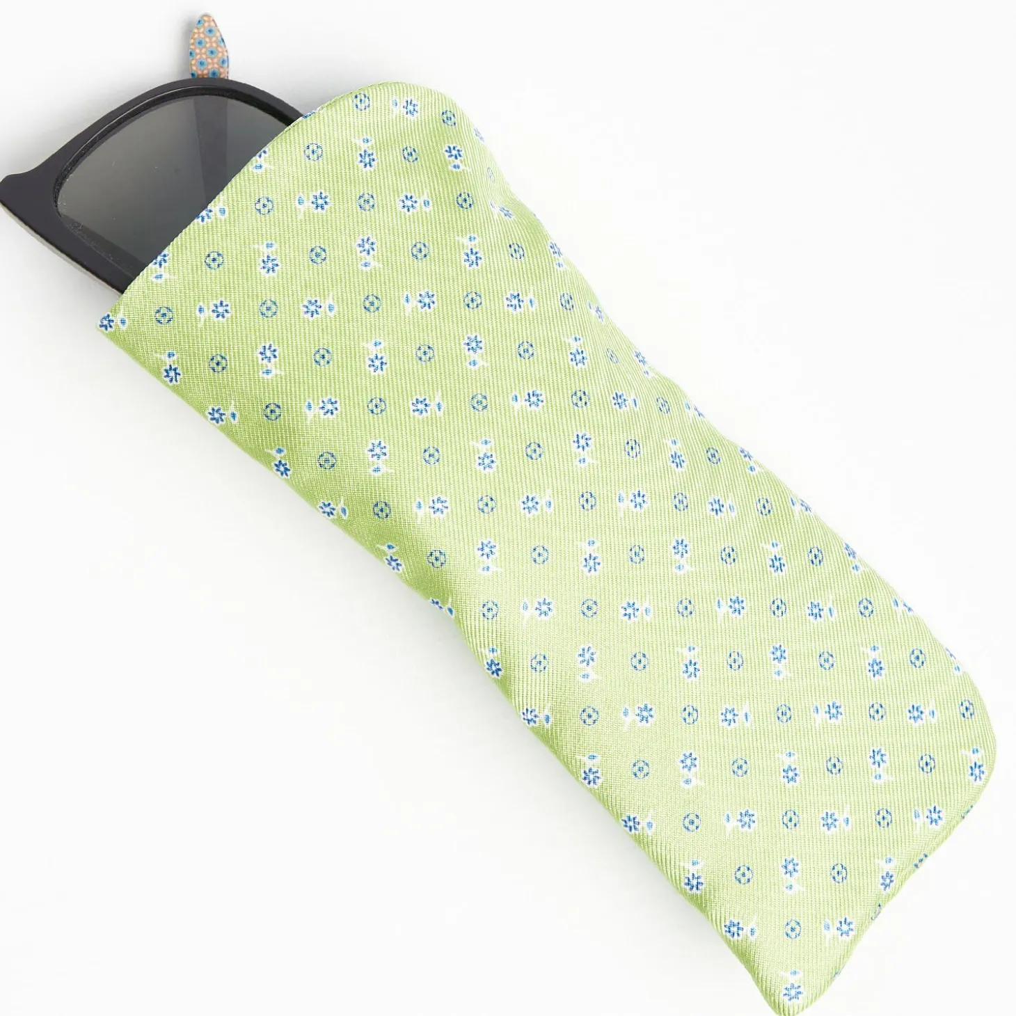 Silk Glasses Case